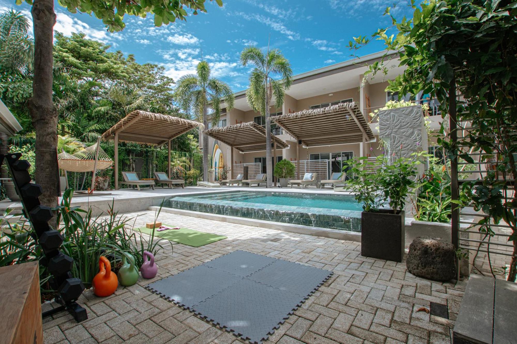 Tamarindo Bay Suites - Self Check In, Adults Only Екстер'єр фото