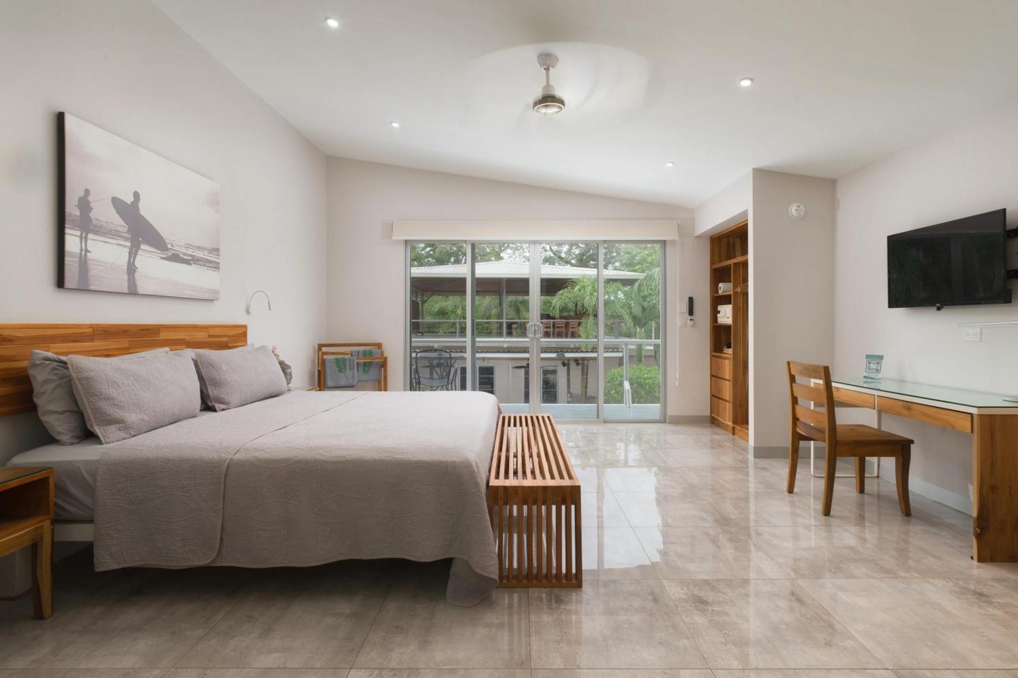 Tamarindo Bay Suites - Self Check In, Adults Only Екстер'єр фото