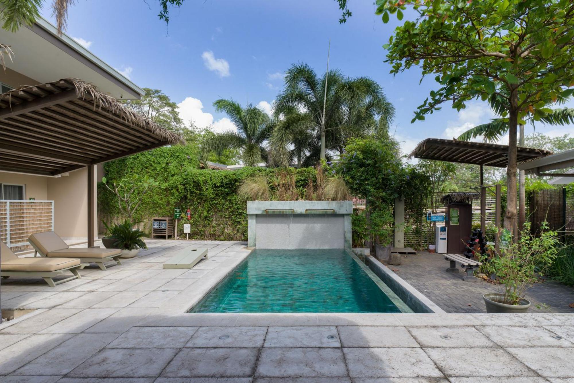 Tamarindo Bay Suites - Self Check In, Adults Only Екстер'єр фото